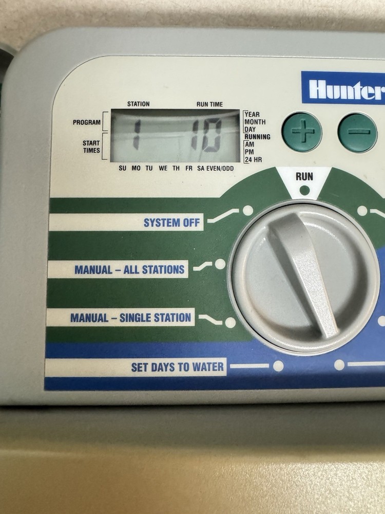 Hunter SRC Plus Sprinkler 6-Zone Timer Unit SRC-600i *AS-IS FOR PARTS ONLY-READ*