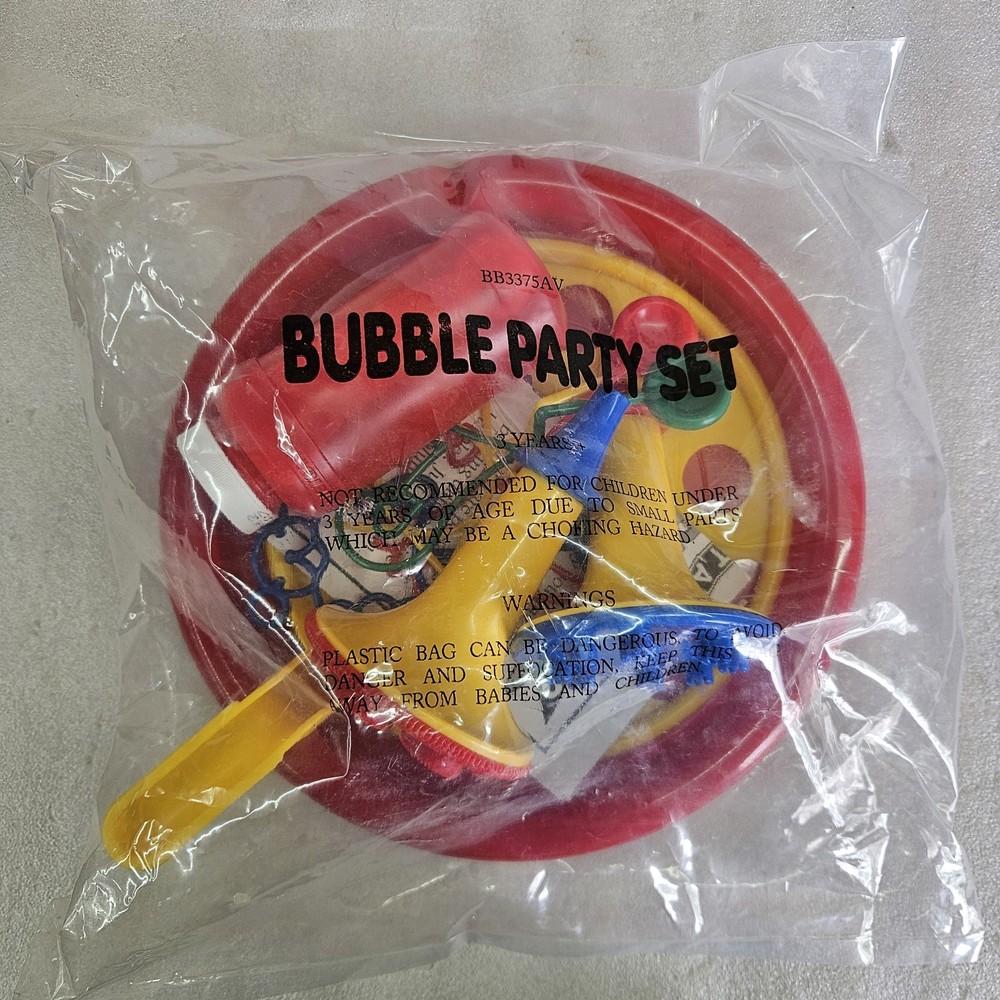 Vintage Avon Bubble party set