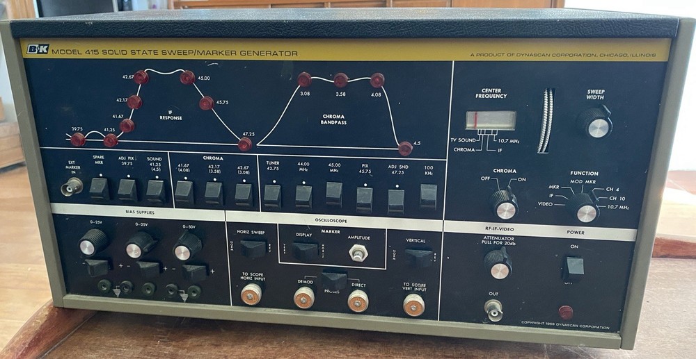 B&K Precision Model 415 Solid State Sweep/Marker Generator With Cords Untested