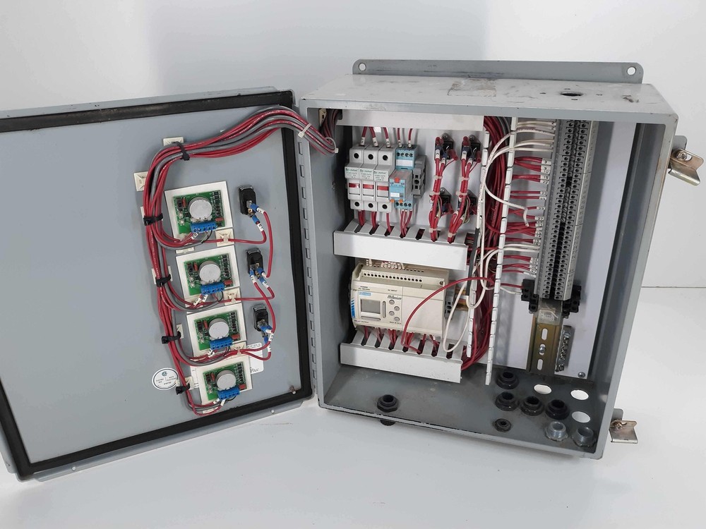 Vibromatic H003 3G-2R Vibratory Feeder Bowl Inline Hopper Controller