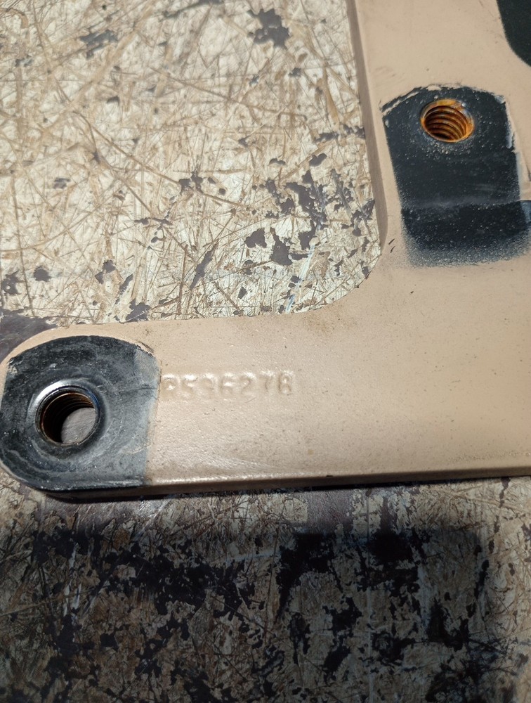 John Deere Bracket R536278