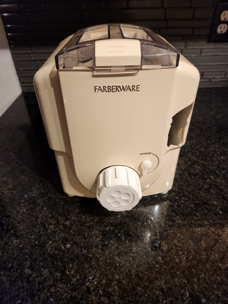 Farberware Noodle Pasta Maker Pro D3015 Machine