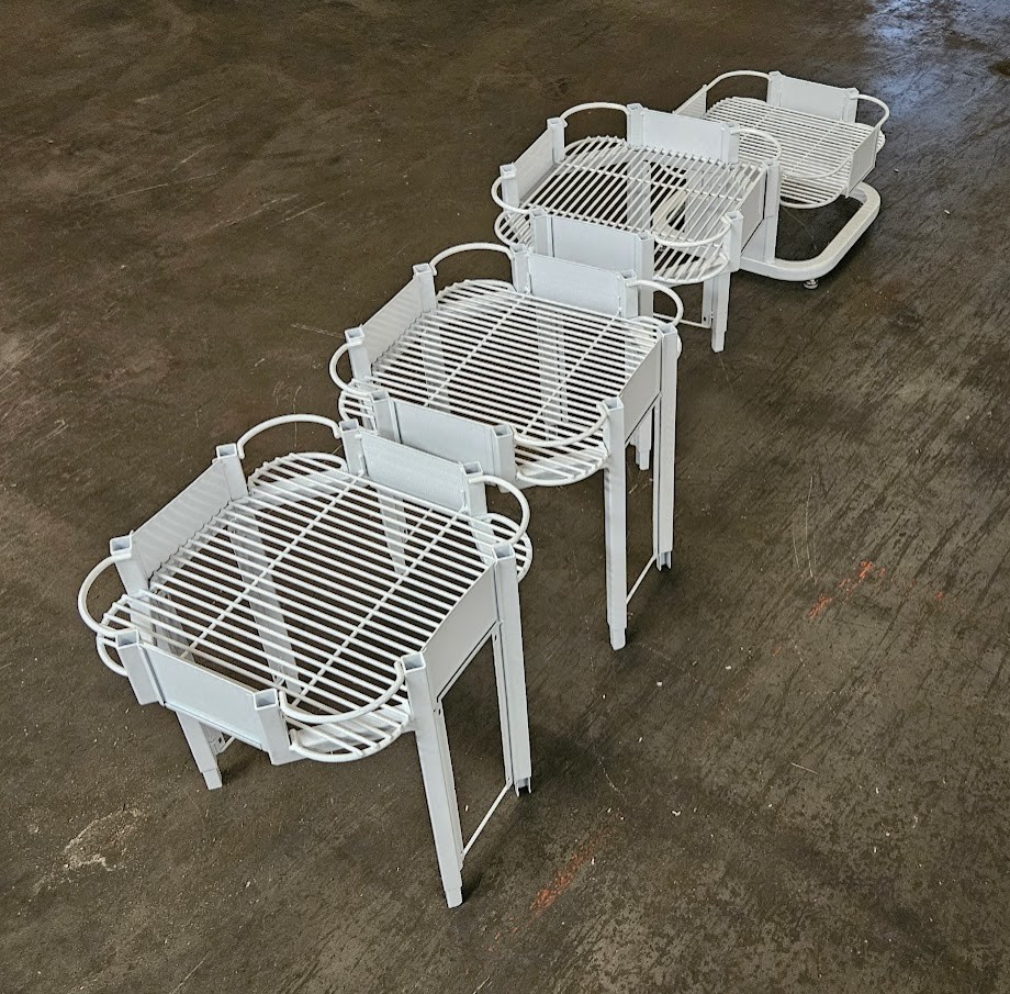 NIB Heavy Duty Retail Display Shelf Shelving