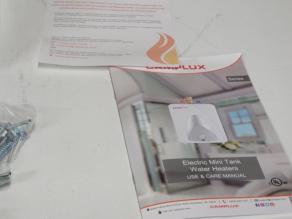 CAMPLUX 6 Gal. Plug In Water Heater Electric EUC READ