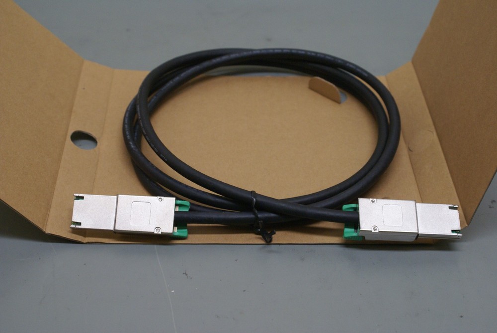 Avid Nitris Dx  Host cable 7070-20036-01    2A
