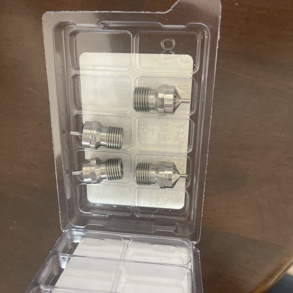 4-SPRAYING SYSTEMS VFAB4078-316SS FLUID TIP 4 Pcs