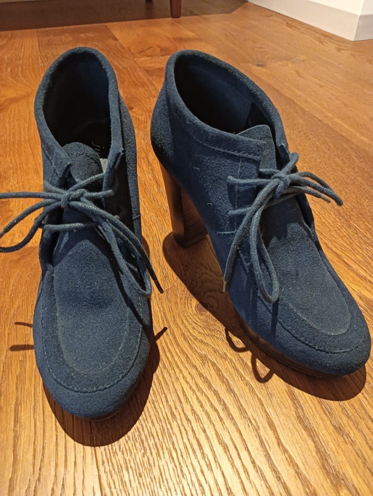 Ankle Boots in Blue Suede Size EU36