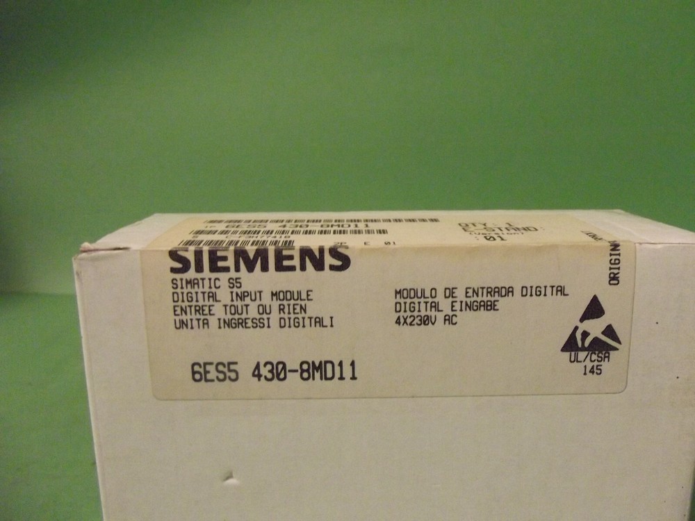 SIEMENS SIMATIC S5 6ES5 430-8MD11 Digital Input Module. Version:01