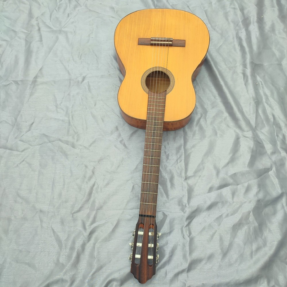 Klasszikus gitár, Hubert Heerbeck gitár