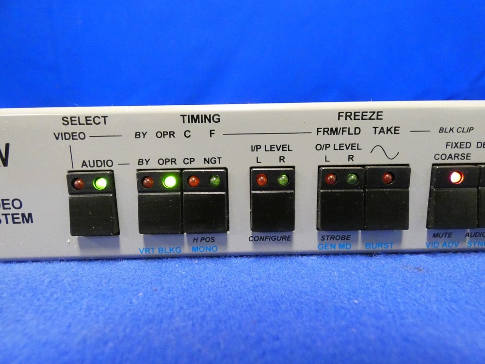 DPS MicroSYNC AVS-2400/AVS-2410 Stereo Audio/Analog Video Synchronizer System