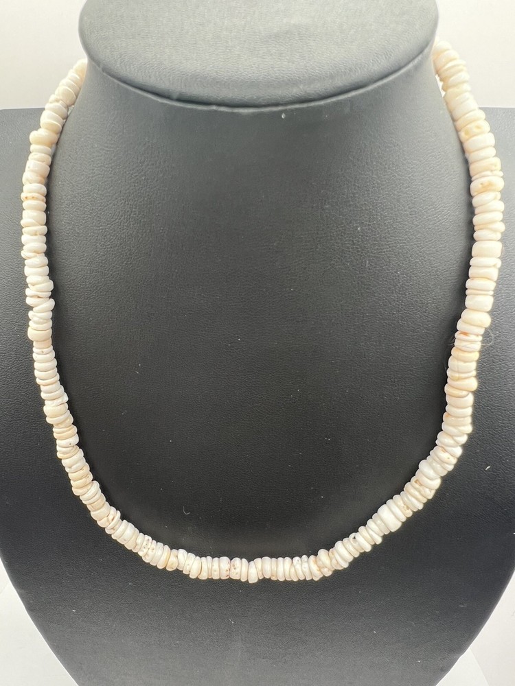 Vintage Natural White Shell Bead Necklace A47