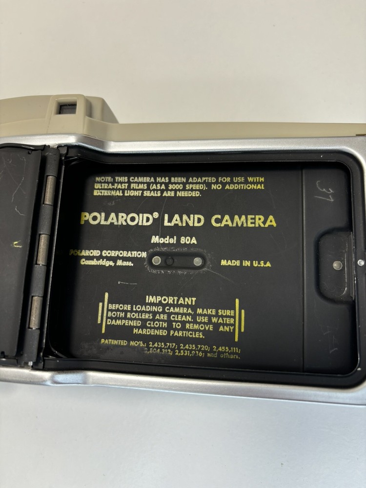 Polaroid Highlander Land Camera Model 80A with Leather Carrying Case Untested