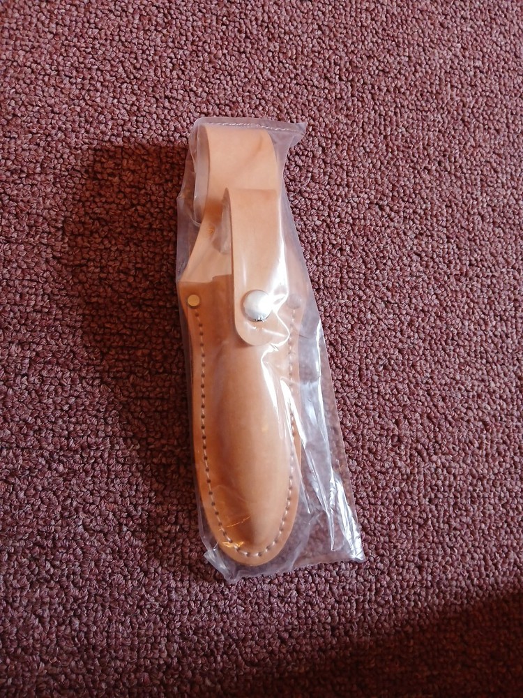 768 Deluxe Plier Holder, Tan