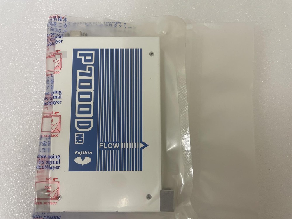 FUJIKIN P7000D FLOW CONTROLLER