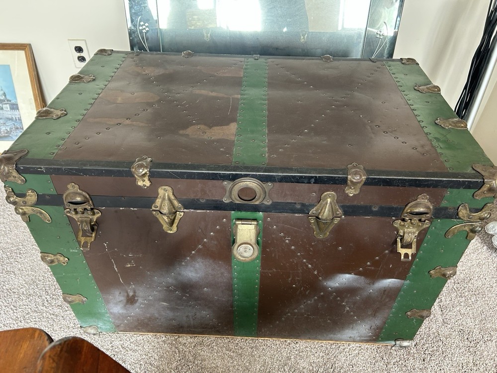 Vintage Trunk