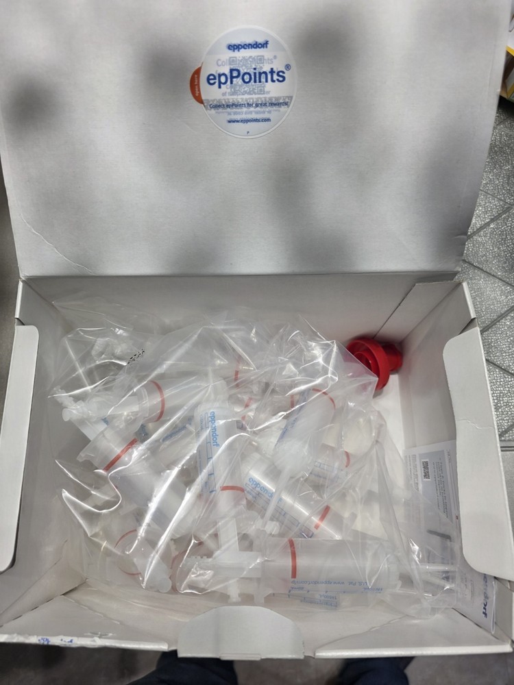 (800 pc) Eppendorf Combitips Advanced 5mL, 10mL, 25mL