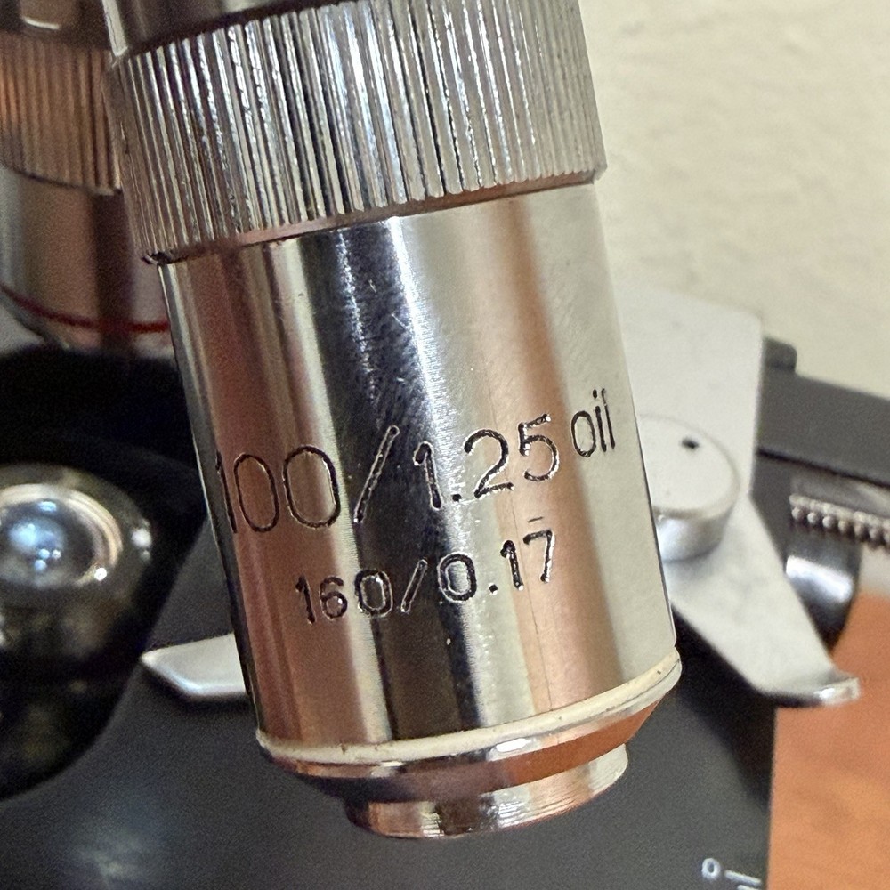 Carlsan CS700 Binocular Microscope with 4 Objective Lenses & Eyepieces COMPLETE