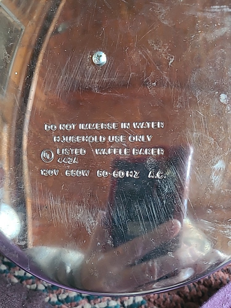 VTG. TOASTMASTER WAFFLE MAKER