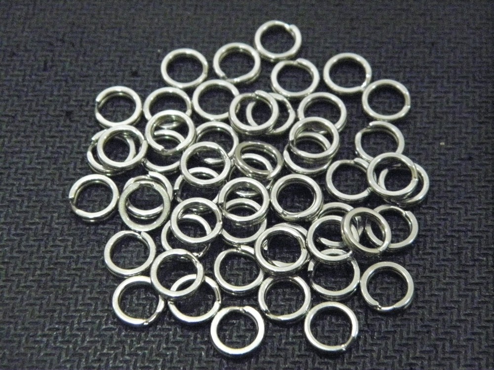 wLure 50 Stainless Split Rings UPRB
