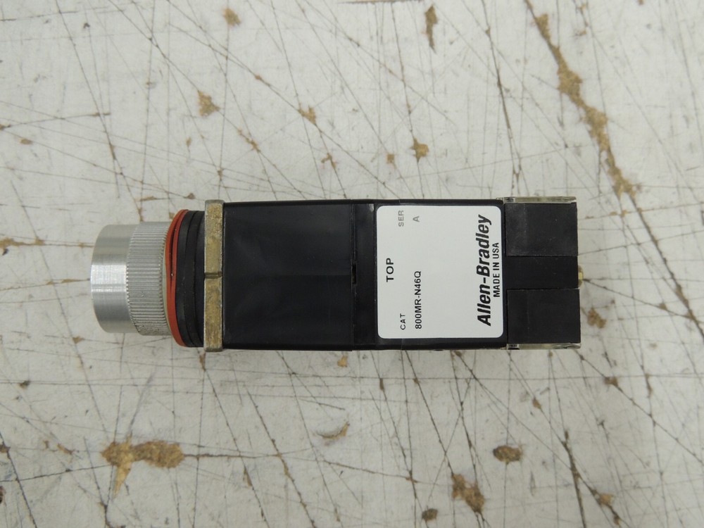 ALLEN BRADLEY 800MR-N46QB Locking Selector Switch
