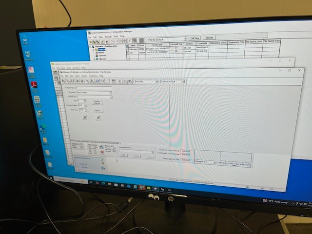 Waters e2695 Alliance Separations Module 2489 UV Detector HPLC System #18160