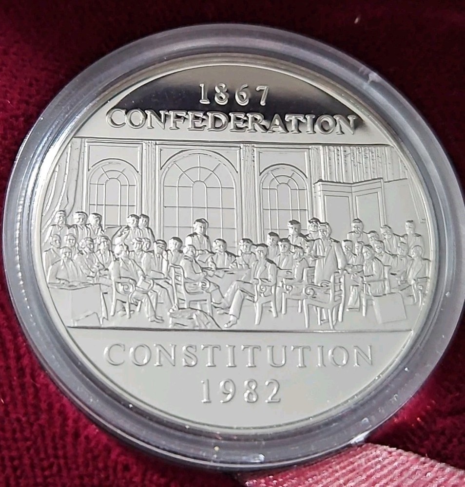 1982 Canadian Constitution Dollar Proof In Maple 🍁 Leaf BOX