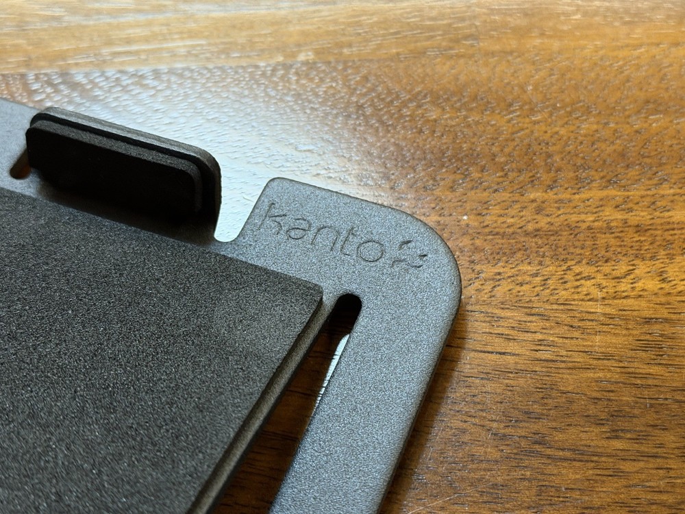 Kanto S4 BK Desktop Speaker Stands (Black)