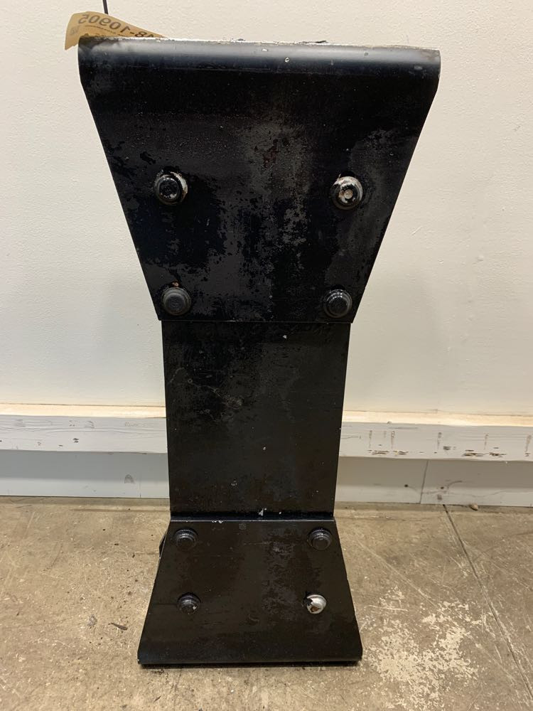 2013 Peterbilt 384 Frame Crossmember (648-10905)