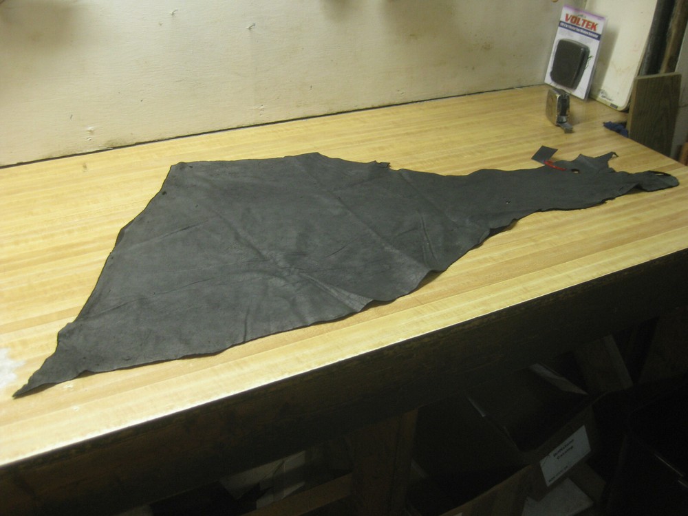 Black Top Grain Deer Leather # 0009759 ROW 77