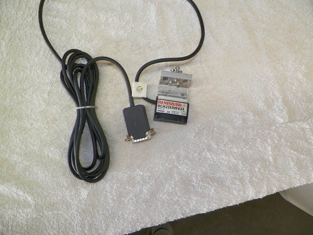 RENISHAW RGH22S30F62A CMM GLASS SCHALE READER, ENCODER WITH MOUNTING BRACHET