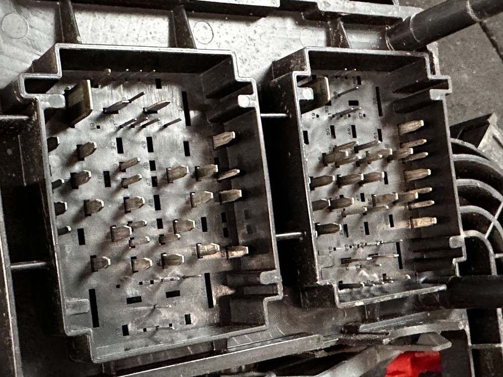 2015 DODGE JOURNEY 3.6 TOTALLY INTEGRATED POWER CONTROL MODULE COMPUTER TIPM