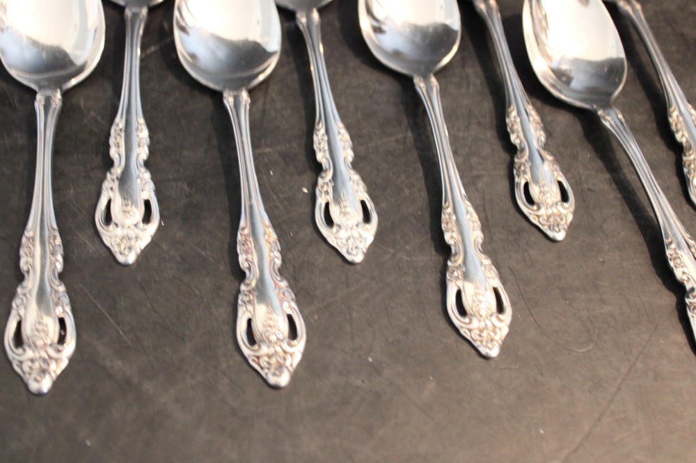 Oneida Brahms 8 Tea Spoon 6"