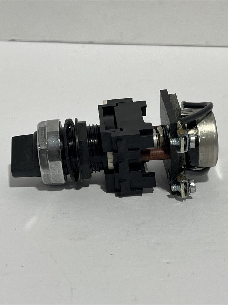 Eaton E22PX1F5 Potentiometer