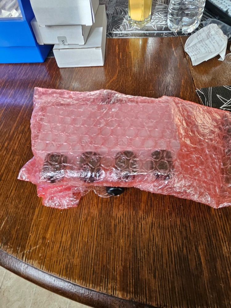 (22P) 1X4 GPS SPLITER