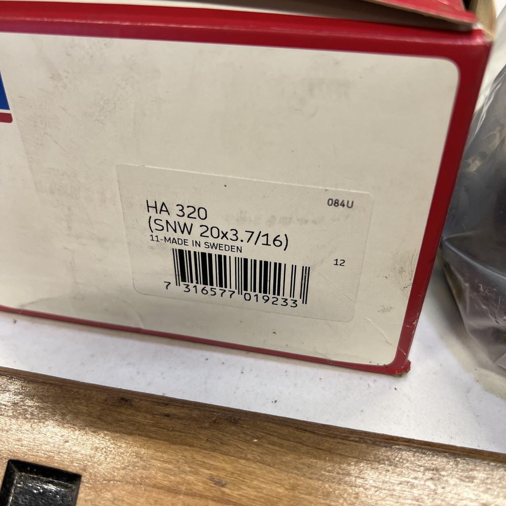 Skf HA 320 Bearing Adapter Sleeve