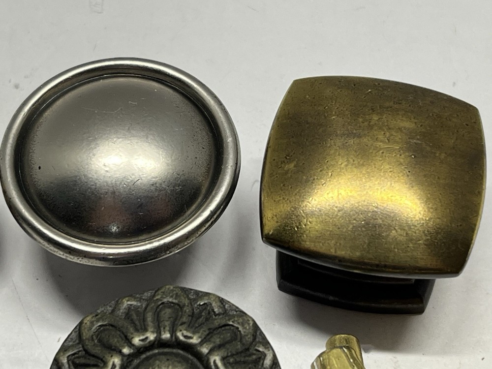 Vintage Lot (14) NOS Miscellaneous Drawer Pulls, Knobs, Etc.