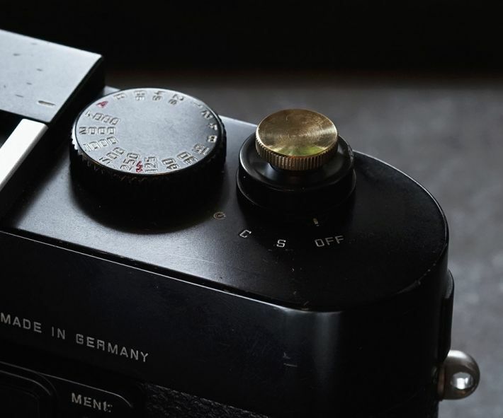 NANIGASHI Shutter Release Button BRASS ' Small ' S Size #014684