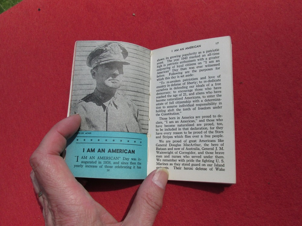 1943 Service men's guide : or, Helps heavenward