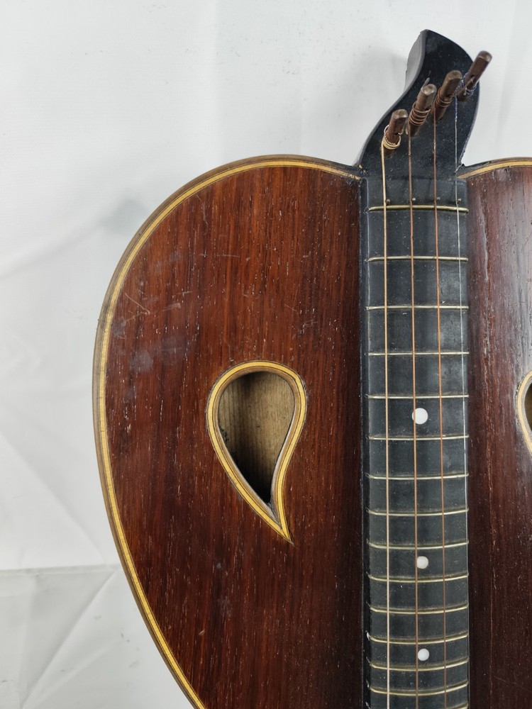 1900 Leaf Body 4 String Arch Psalter