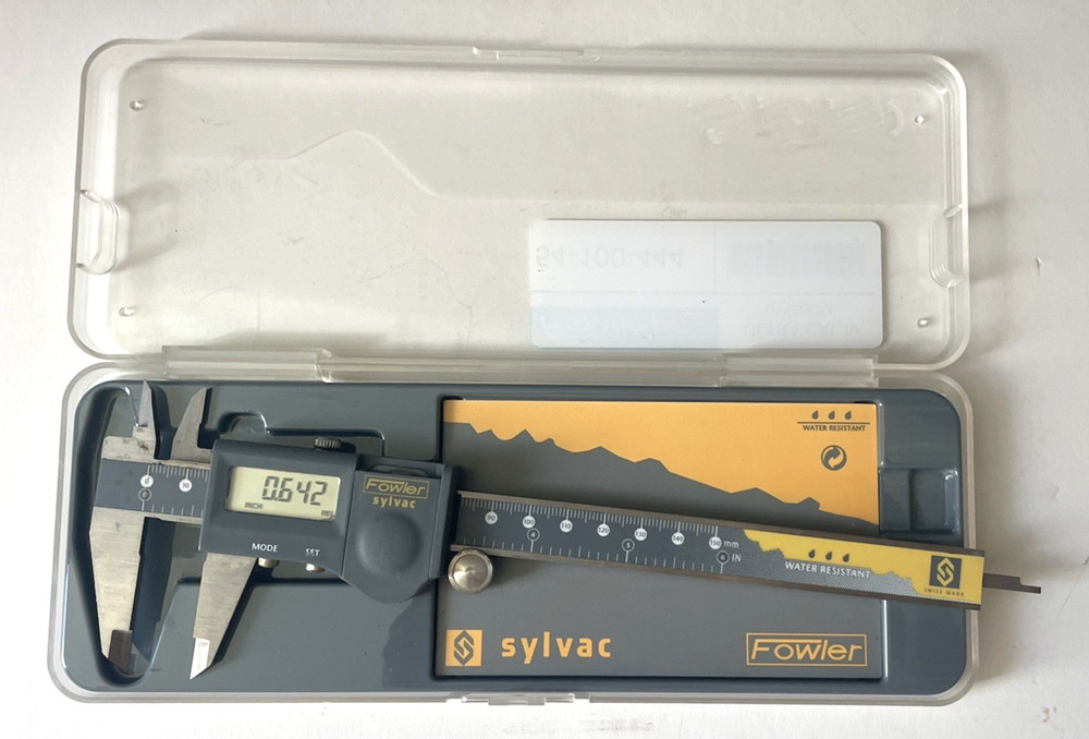 Fowler Sylvac S235 Water Resistant Digital Caliper With Case  - Powers On