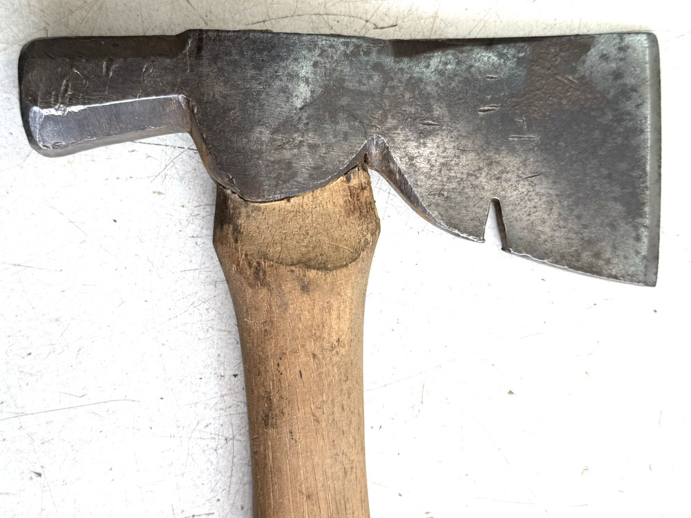 Carpenter Hatchet Overall Weight 1 lb 9 oz Used