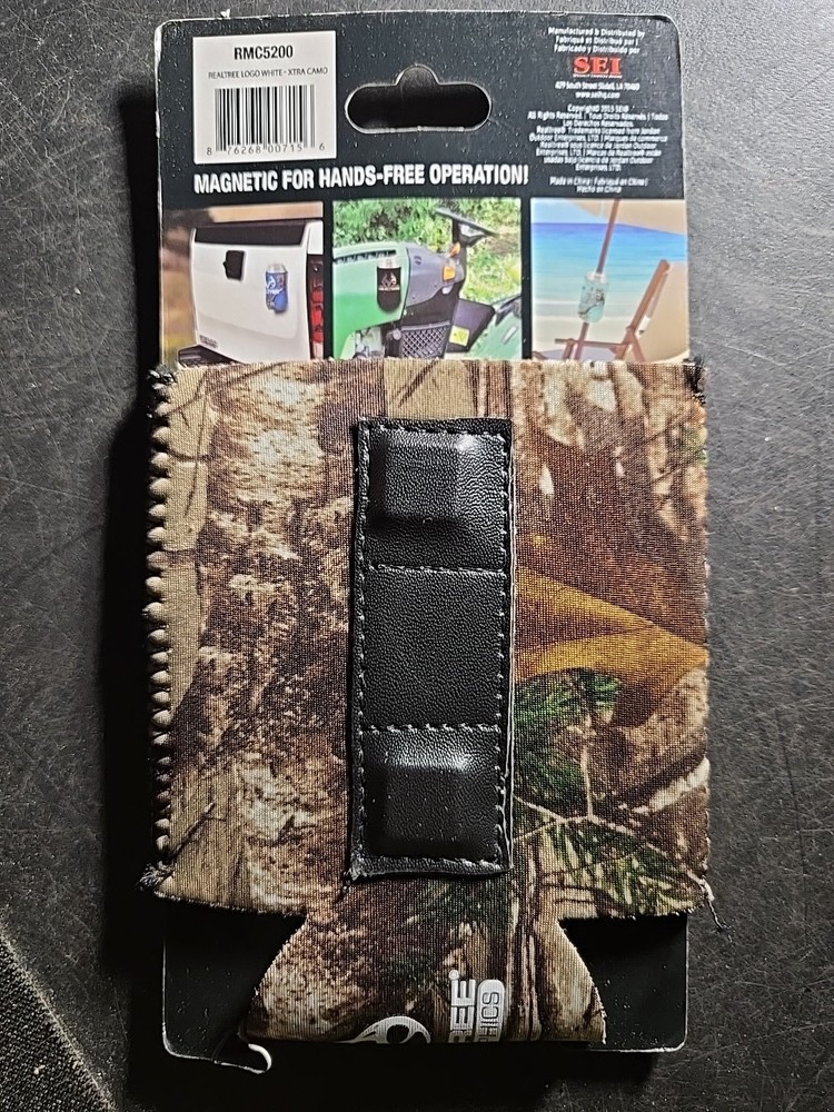 Realtree Magnetic Can Cooler