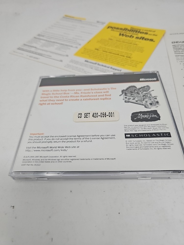 Microsoft Scholastic's The Magic School Bus Explores the Rainforest - PC