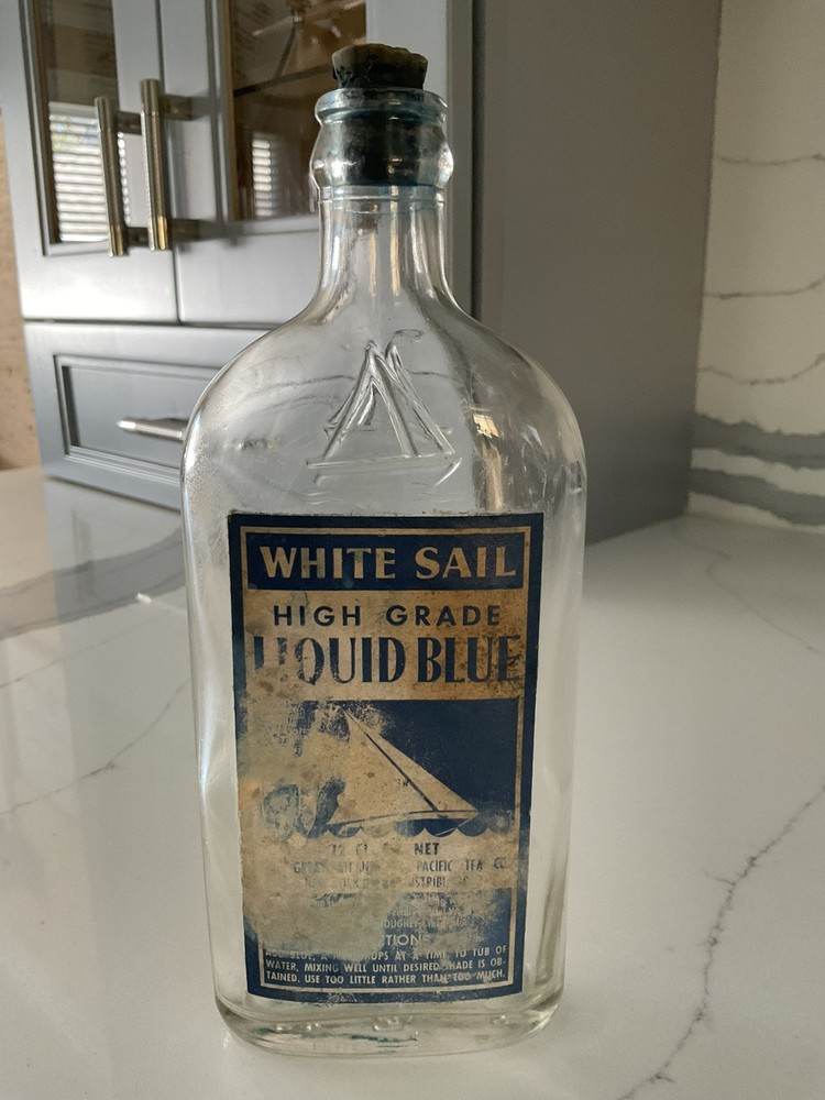 VINTAGE WHITE SAIL LIQUID BLUE BOTTLE GREAT ATLANTIC & PACIFIC TEA CO.