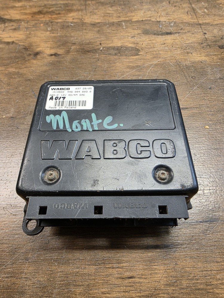 Used WABCO ABS Control Module 413822 446 004 603 0 (BROKEN BRACKET)