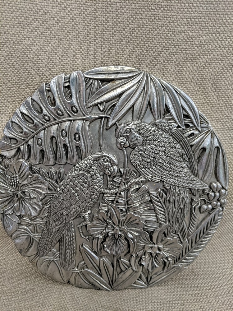 2 Leeber Elegance 7.75" Trivets - Tropical Parrots
