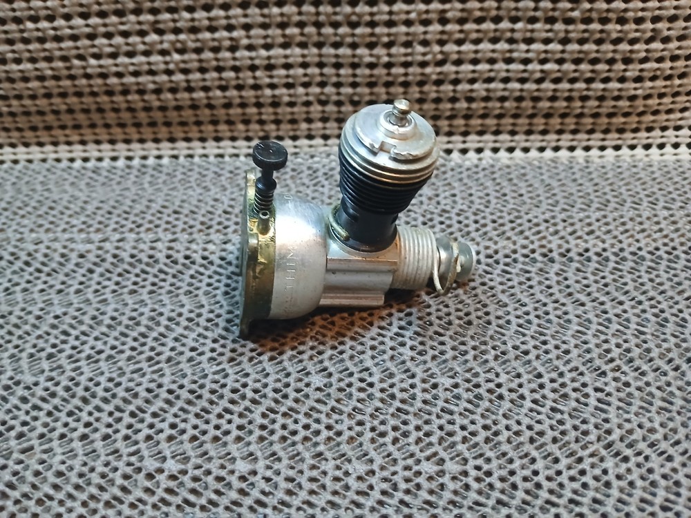 COX*MODEL AIRPLANE ENGINE*.049*SP*NT*SAI