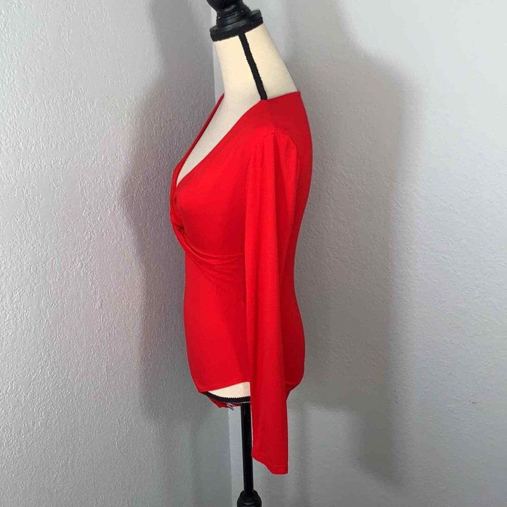 Mangopop Red Deep V-Neck Twist Front Bodysuit Size Medium