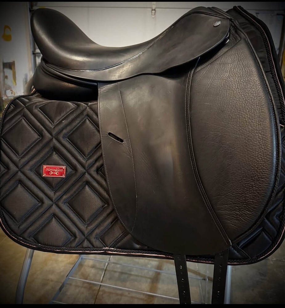frank baines custom dressage saddle