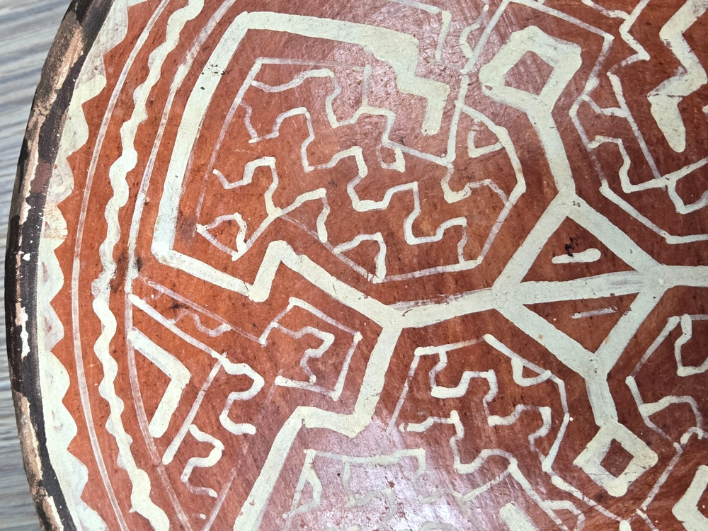 Polychrome Shipibo Conibo pottery bowl Made in Peru Amazon tribal pattern 9.25"